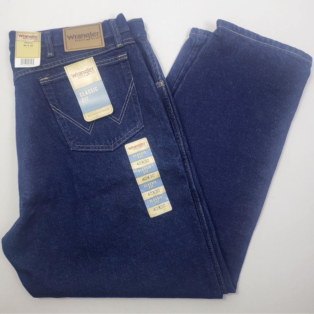 Wranglerโ Rugged Wear Jeans Mens Size 40 x 30 Blue Classic Fit Dark Wash New